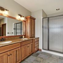 Keener Homes, Inc. - Bathrooms Photos